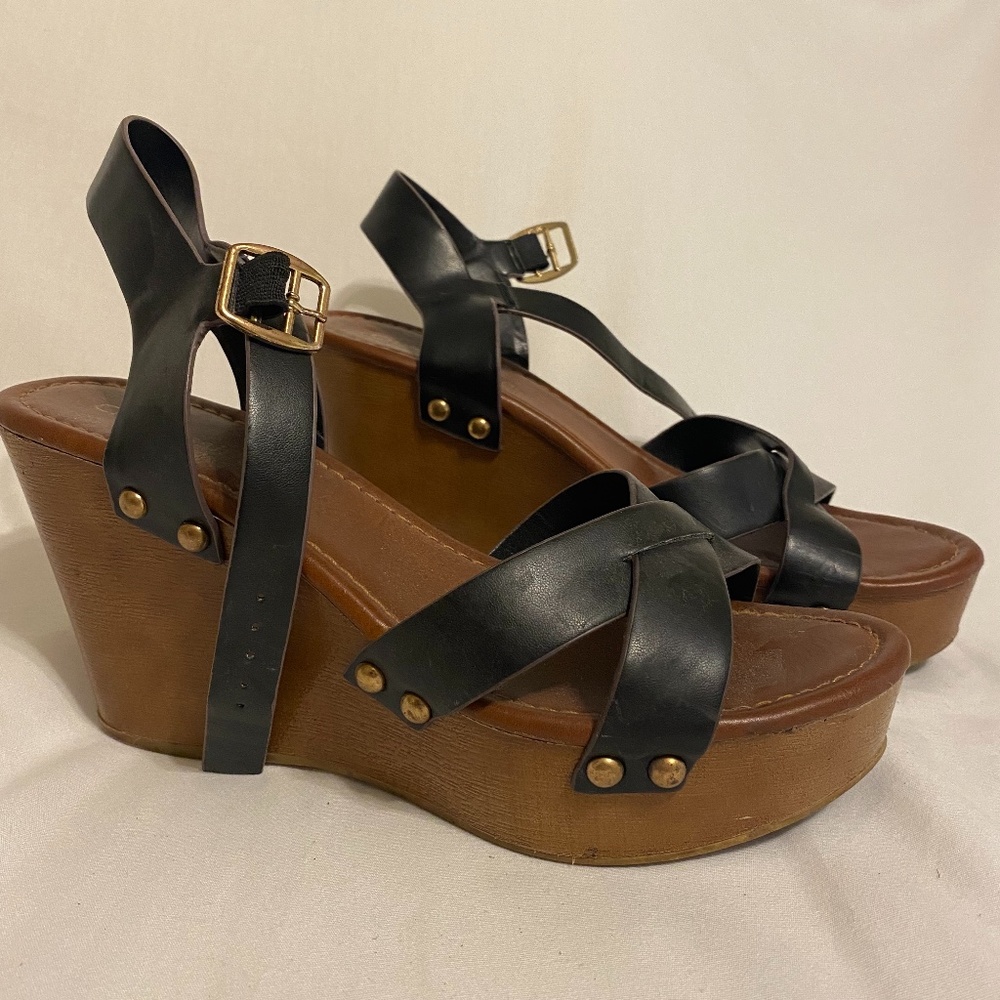 Black City Classified Wedges